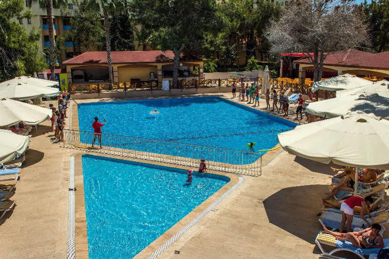 מלון מנבגט Serra Park מראה חיצוני תמונה